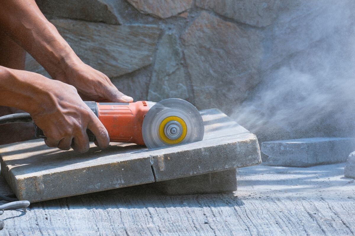 Cutting stone