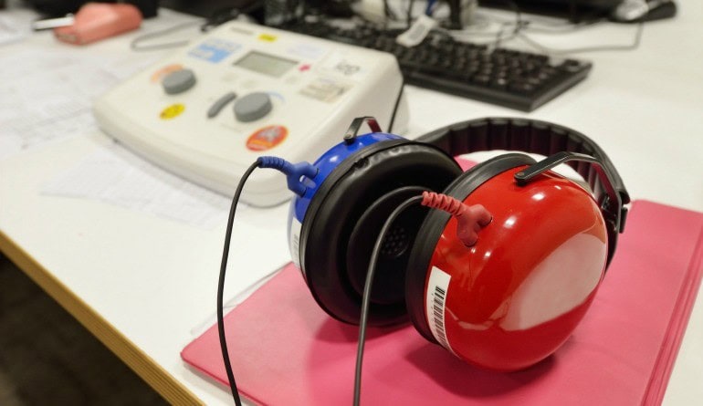 Hearing test from a noisy workplace